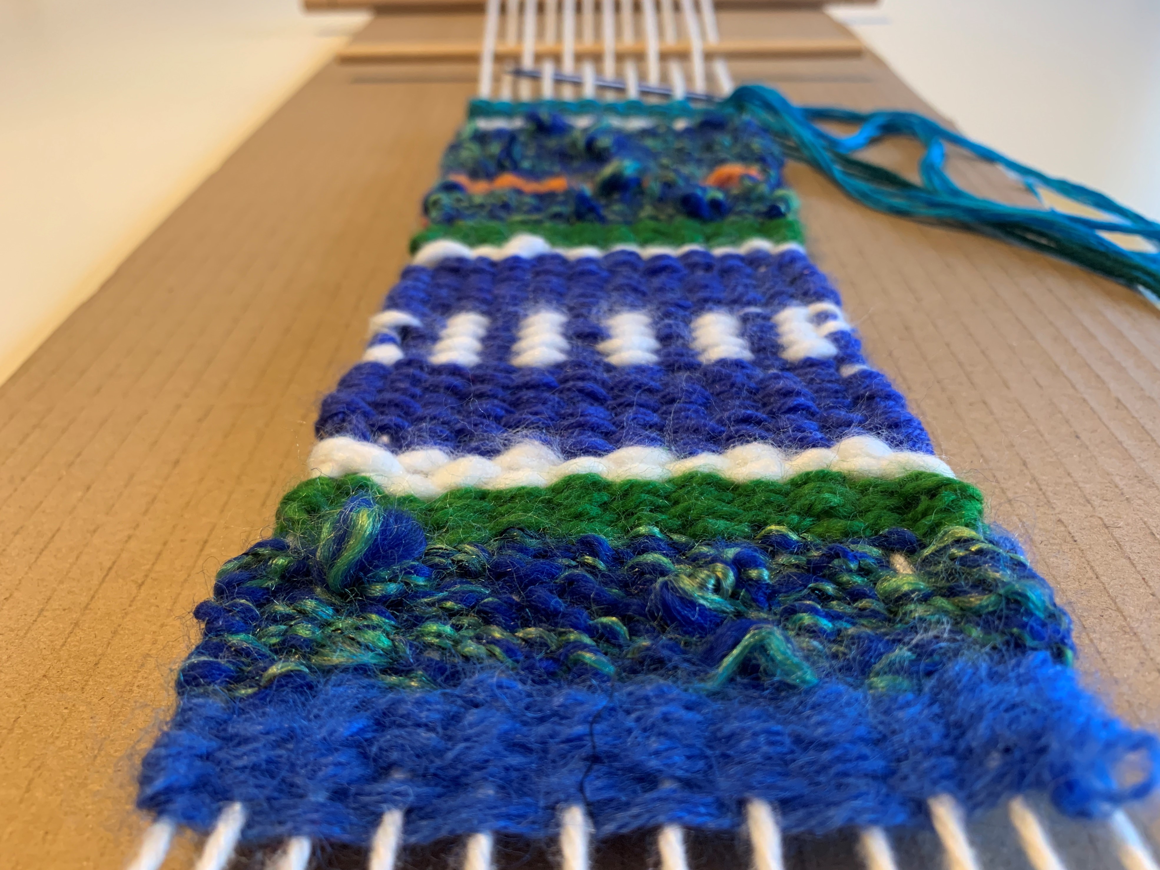 Il telaio per tessere la lana – DIY
